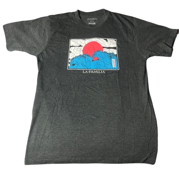 LA FAMILIA MMXIV Gray T-Shirt - Picture 1 of 3